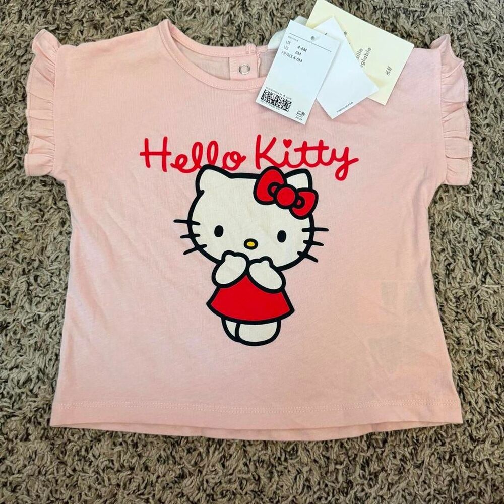 Sanrio Women's Pink Shirt